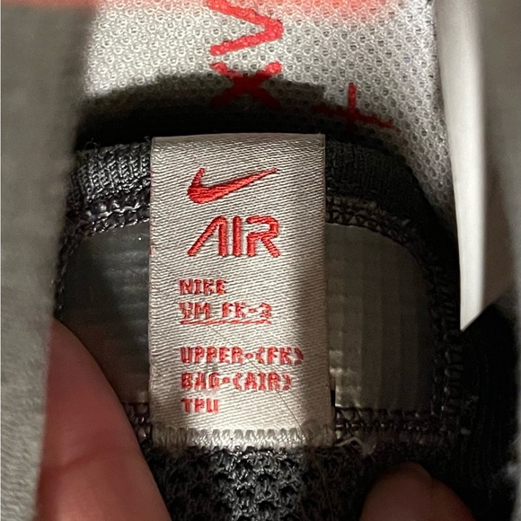 Nike VaporMax Men’s shoes. Size U.S 8.5 - Picture 4 of 6